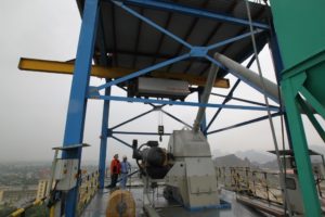 CXT lifting technology on silos 45m from the ground. The silos, store production from the limestone mountains region where the plant is located.