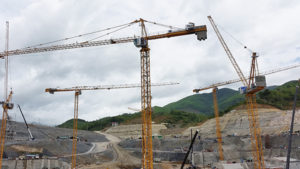 s-b-siam-supplies-23-potain-cranes-for-xayaburi-dam-construction